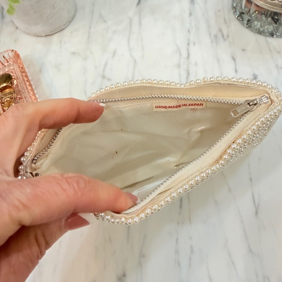 ♥️RESERVED♥️ 1950’s Rhinestone Shoe Straps, Sweater Clip, Beaded Bag, BKE Brooch - Picture 5 of 16